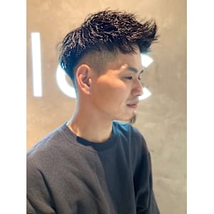 アップバング　メンズショート　黒髪　アッシュ　ビジネスヘア