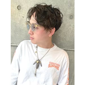 《BEAT S　MEN'S　STYLE》スパイラルパーマ