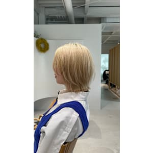 ora【オーラ】×ミディアム