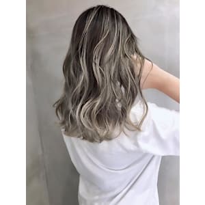 外国人風バレイヤージュ、ハイライトカラー、シャドールーツ