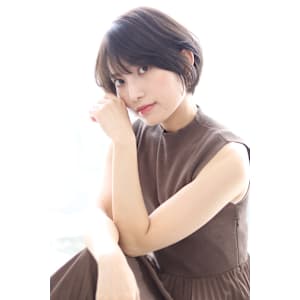 20代/30代/40代おすすめ☆小顔ショート×艶感アッシュ