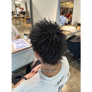 スパイキーショート