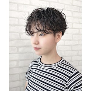 ショートパーマスタイル