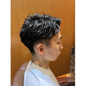 銀座　理容室　ビジネスマン　ナチュラルパーマ