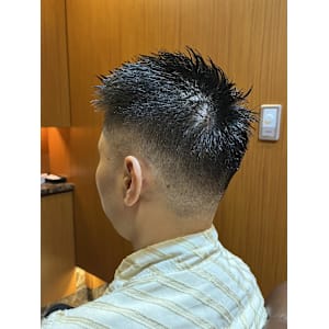 銀座　理容室　スキンフェードカット　ビジネスマン向け