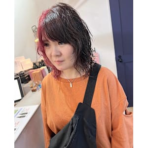 バイカラーピンクブリーチデザインダブルカラーボブ