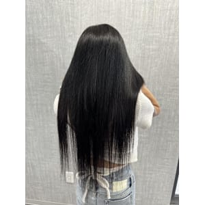 大人かっこいい！ツヤツヤ黒髪ロング！