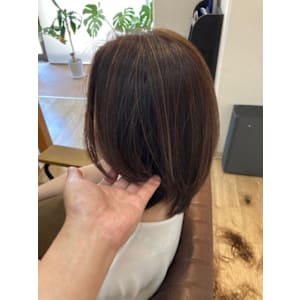 お客様髪質改善データ1147（ハイライトグレージュ）