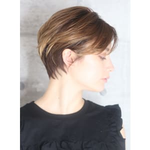 40代デザインカラーオリーブベージュ小顔レイヤーカット - INCEPTION  GINZA 銀座【インセプション】掲載中