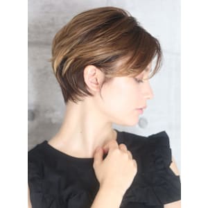40代デザインカラーオリーブベージュ小顔レイヤーカット - INCEPTION  GINZA 銀座【インセプション】掲載中