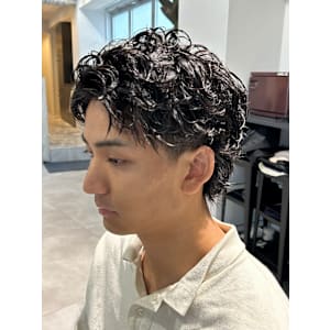 刈り上げパーマ/波巻パーマ/無造作/短髪