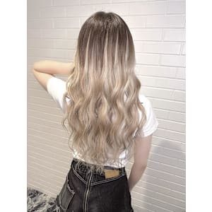 ベージュバレイヤージュ風にプルエクステ