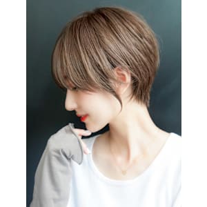 大人ショートボブ丸みショートカットマッシュショート前髪あり