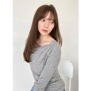 シースルーバング　くびれヘア　韓国ヘア　ナチュラルブラウン