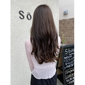 大人かわいい愛されベージュ【sourire 神田】