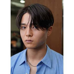 センターパート - メンズサロン GOALD 名古屋名駅【メンズサロン ゴールド ナゴヤメイエキ】掲載中