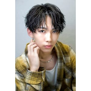 ツイストスパイラル - メンズヘア整形サロン GOALD 渋谷店【メンズヘアセイケイサロン ゴールド シブヤテン】掲載中
