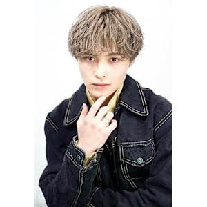 ミルクティベージュ - メンズサロン GOALD 名古屋名駅【メンズサロン ゴールド ナゴヤメイエキ】掲載中