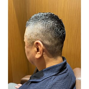 銀座　理容室　ベリーショート