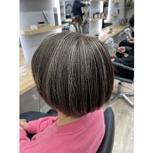 G ナチュラル白髪ぼかしハイライト