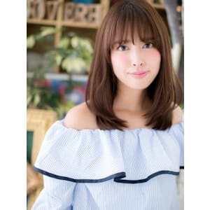 オリーブグレージュ斜めバング小顔ワンカール　アースカラー