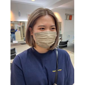 カット、カラー、トリートメント