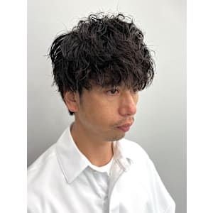 波巻きパーマ　マッシュショート　30代40代　黒髪　爽やか　