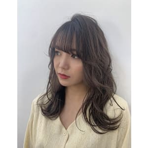 ダークグレージュ【池袋・池袋東口・池袋駅】