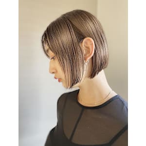 大人可愛い小顔似合わせカットブリーチなしショコラアッシュボブ