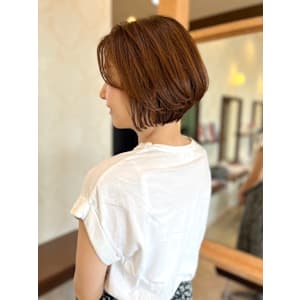 大人ショート　丸みショートボブ　ブラウンベージュ　髪質改善