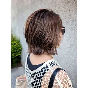 白髪ぼかしハイライト×レイヤーボブ