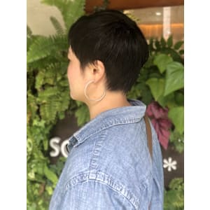 ベリーショート　ダークアッシュ　30代40代　大人ショート　 - HAIR&HEADSPA SQUARE＊UNO HAKATA【ヘアアンドヘッドスパ スクエアウーノ ハカタ】掲載中
