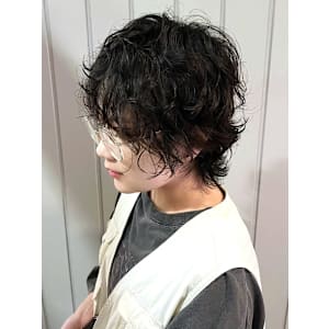 ショートパーマ　ショートレイヤー　ウルフ　ニュアンスパーマ