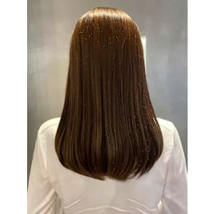 キャラメルブラウン　セミロング　艶カラー　ダメージレス