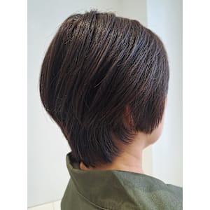 スッキリ大人ショートボブ♪