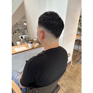 スキンフェードカット