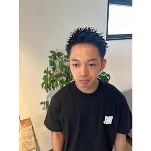 スパイキーショート