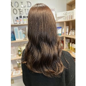 オリーブアッシュ