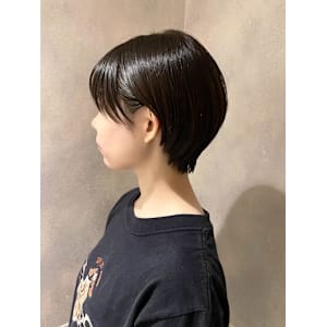 透明感カラー/マッシュショート/丸み/前髪あり/20代30代