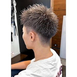 【IRIE 赤坂】スパイキーショート×グレーハイトーン