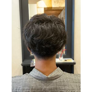 刈り上げマッシュパーマ