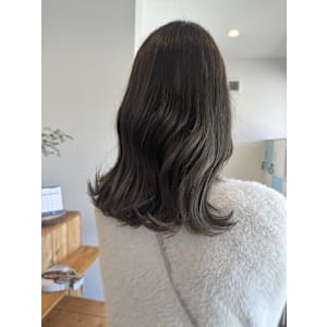 オリーブアッシュ