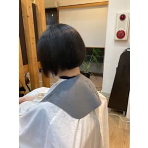 お客様髪質改善データ1264（ピンピン矯正を丸く、、）