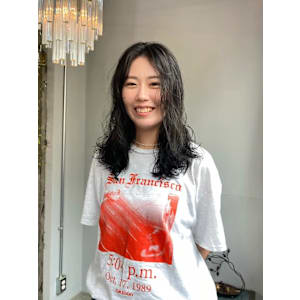 ステップボーンカットパーマスタイル