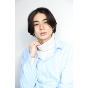 カット/ヘッドスパ/メンズ/眉毛/パーマ/マンツーマン