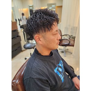 ショートレイヤー×ツイストパーマ