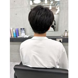 【夏向けスタイルチェンジ】メンズカジュアルツーブロック