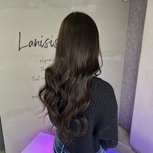 ダークブラウン