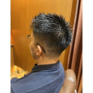 銀座　理容室　ベリーショート　フェードカット
