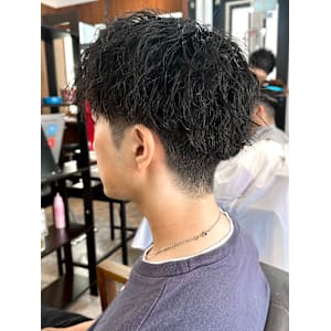 【IRIE 赤坂】スパイラルツイストパーマ×黒髪